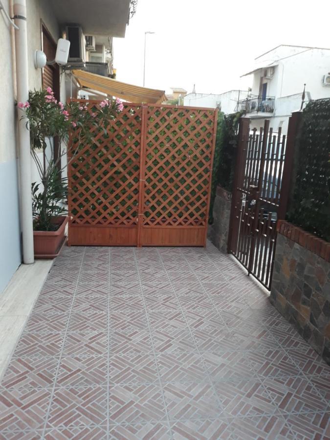 Holiday House Marlin Giardini Naxos Exterior photo