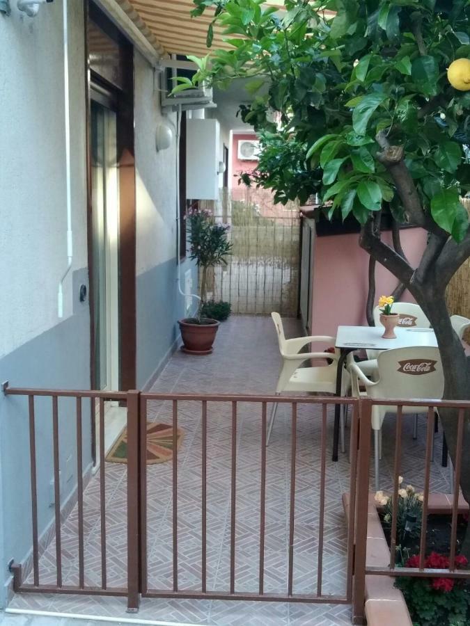 Holiday House Marlin Giardini Naxos Exterior photo